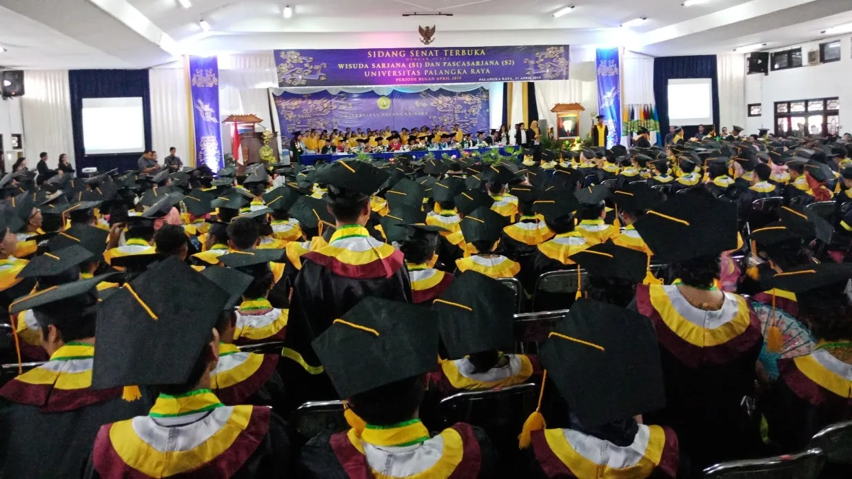 wisuda_upr[1]